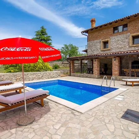 Natura Villa Poljane