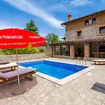 Natura Villa Poljane